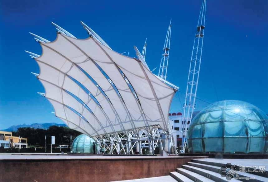 海北车棚膜结构网架